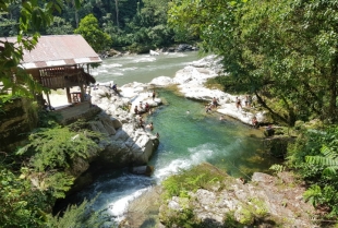 Laguna Azul Waysa Yaku